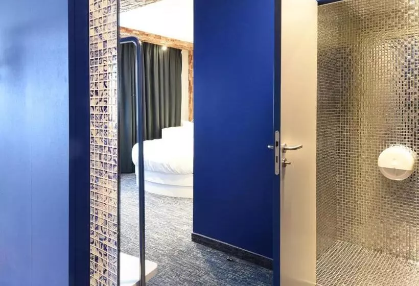 ハイドロマッサージバス付きスイート, Ibis Styles La Louviere