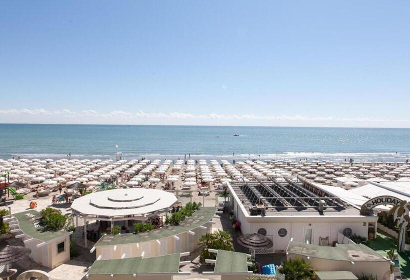 חדר סטנדרט לארבעה נוף לים, B&b Negresco