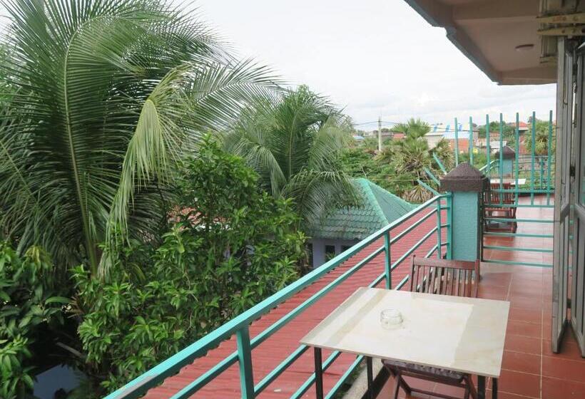 اتاق سوپریور, River Dolphin