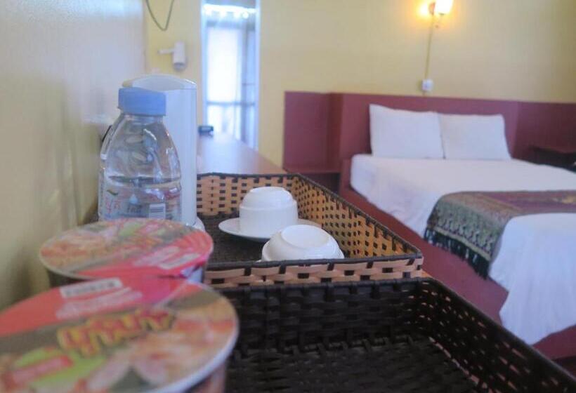 اتاق لوکس, River Dolphin