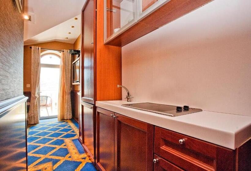 اتاق استاندارد با چشمانداز دریا, Luxury Sea Residence By Kristina