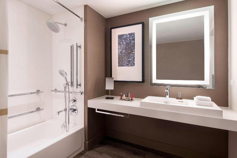 غرفة ديلوكس سرير كينج, Seattle Marriott Bellevue