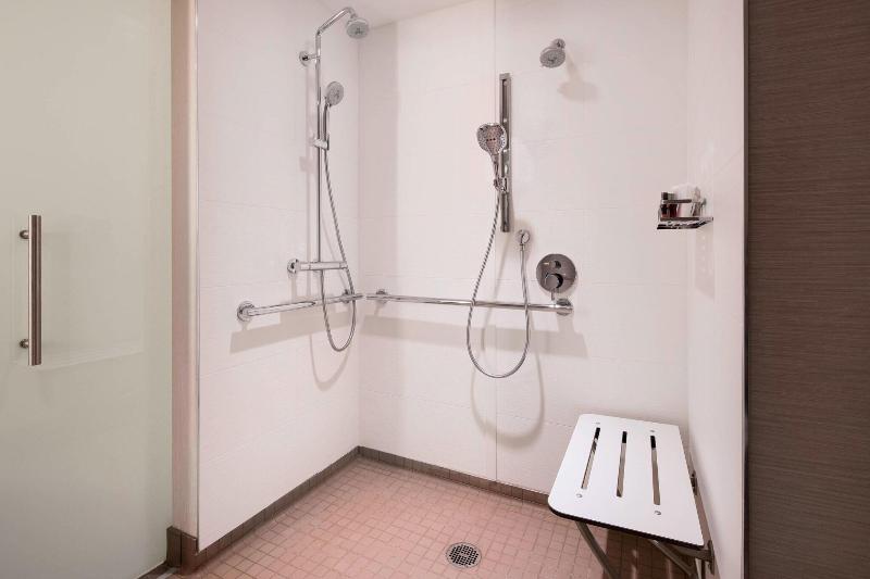 غرفة إدارية سرير كينج, Seattle Marriott Bellevue