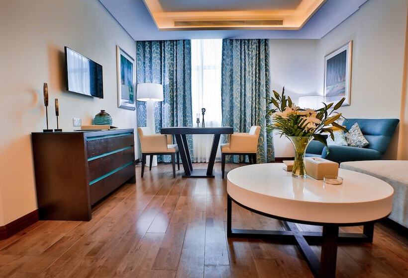 سوئیت پریمیوم, Signature Hotel Al Barsha