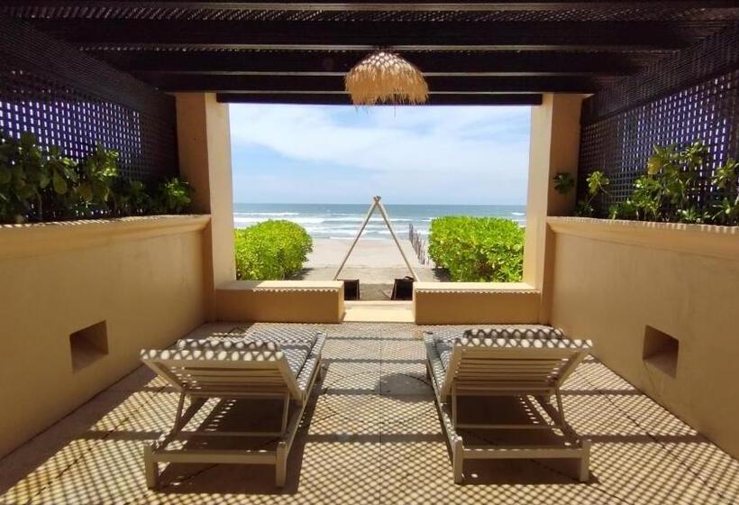 オーシャンビューデラックスルーム, Tres Vidas Acapulco