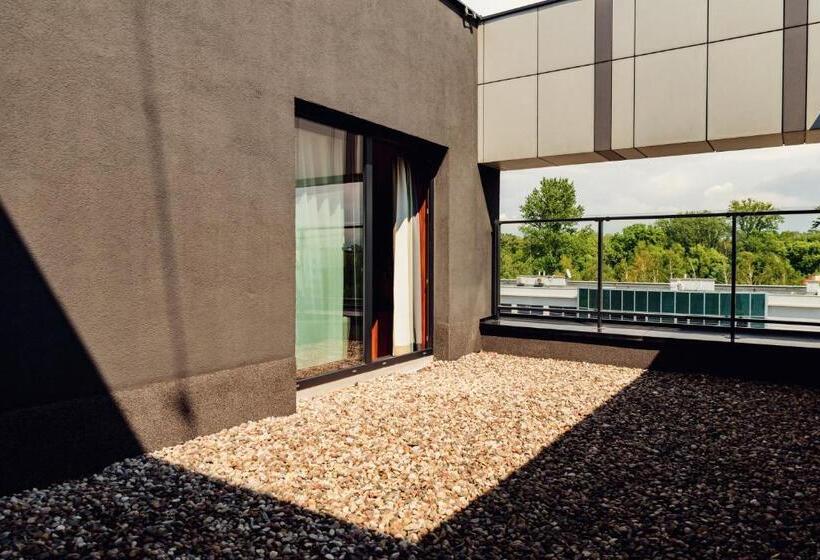 スーペリアールーム, Warsaw Plaza