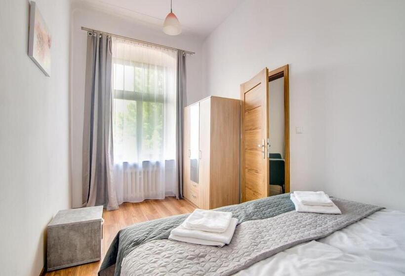 １ベッドルームアパートメント, Pensjonat Lider