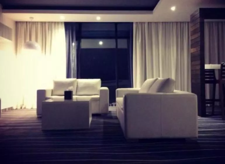 سوییت جونیور با چشم‌انداز دریا, Veer Luxury Boutique Hotel & Beach Club