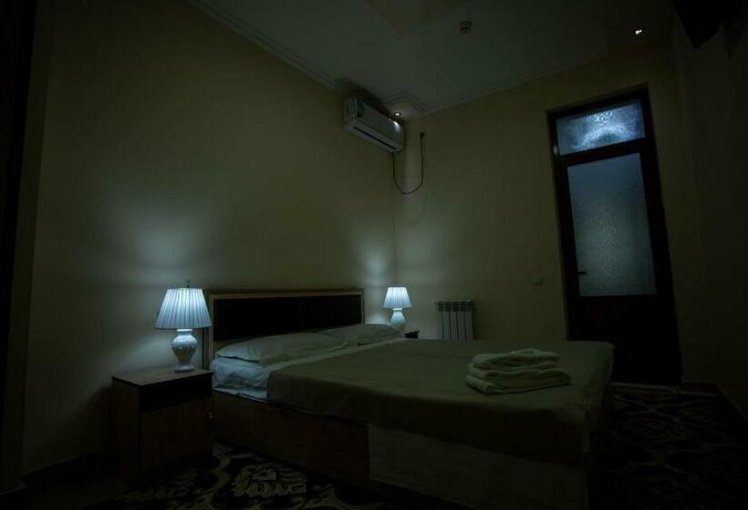 غرفة إقتصادية, Tiny Art House Near Of Airaport