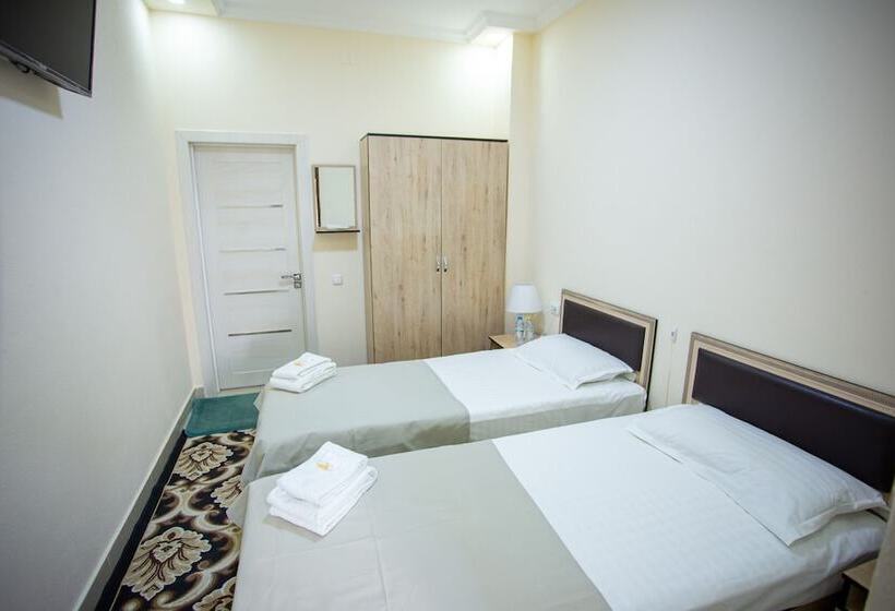 غرفة إقتصادية, Tiny Art House Near Of Airaport