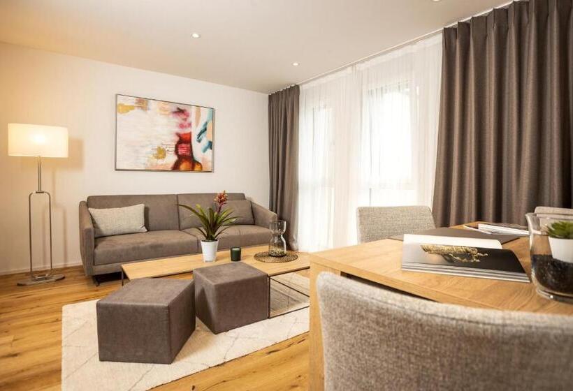 Студия Стандарт, Lms La Maison Suisse Döttingen