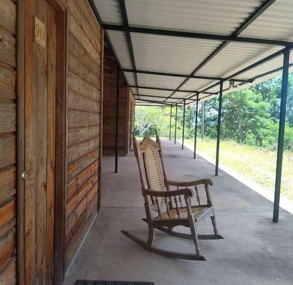 اتاق اکونومی, Posada San Lázaro