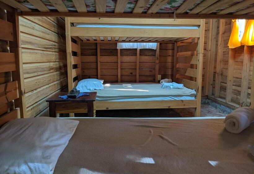 سوییت خانوادگی, Posada San Lázaro