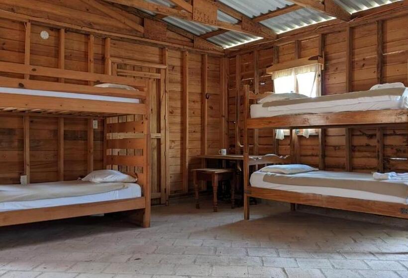 سوییت خانوادگی, Posada San Lázaro