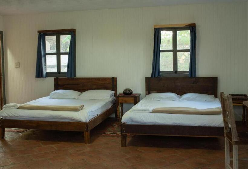 اتاق لوکس, Posada San Lázaro