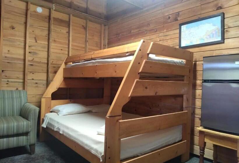 سوییت خانوادگی, Posada San Lázaro