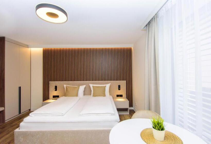 스탠다드 룸, Twentyfour Living