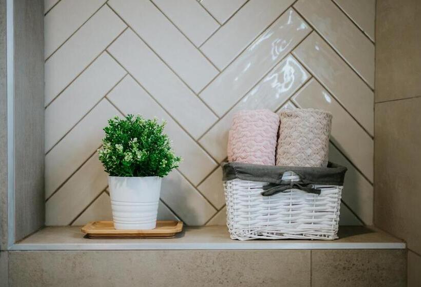 Дом 1 Спальня, Gyopár Lodge Gyopárosfürdő