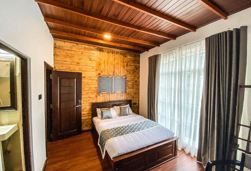 Номер Deluxe, Friendly Hills