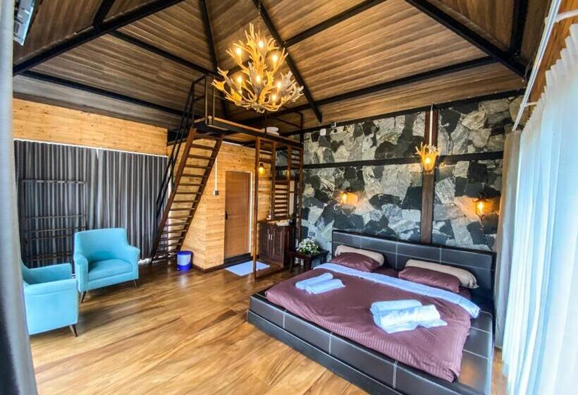 Номер Стандарт Вид на Горы, Friendly Hills