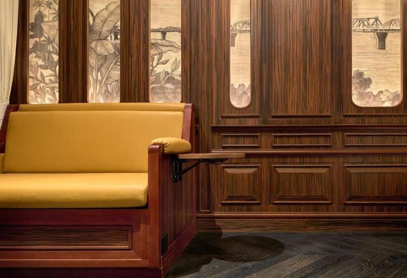 Suite with lake view, Intercontinental Khao Yai Resort, An Ihg