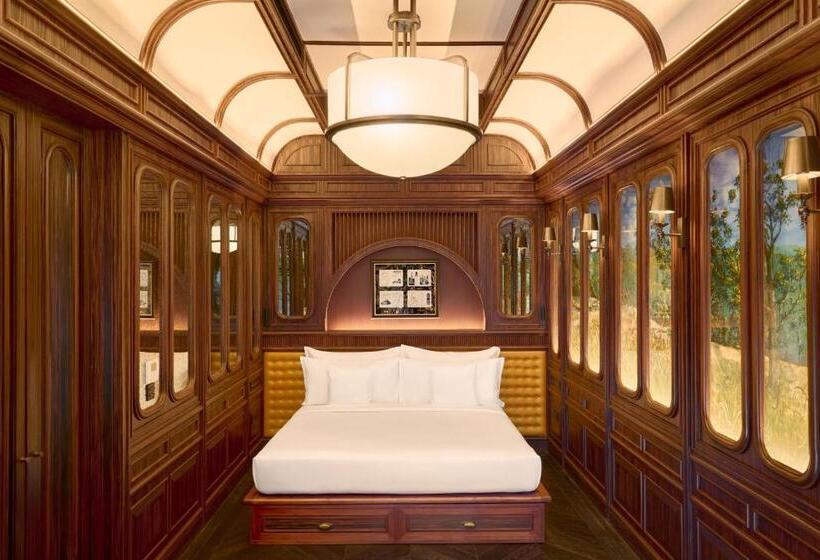 Suite with lake view, Intercontinental Khao Yai Resort, An Ihg