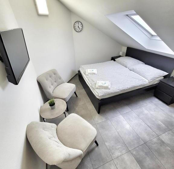 스탠다드 룸, Penzion Restaurace Ostrov