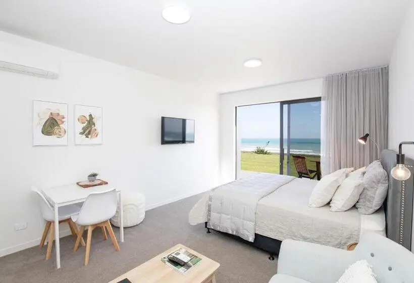 オーシャンビュースタンダードルーム, Views Over Tasman, New Luxury Boutique Studio Overlooking The Tasman Sea