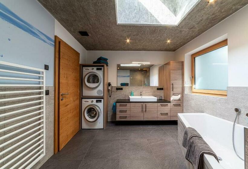 בקתת חדר, Pension Sonnegg