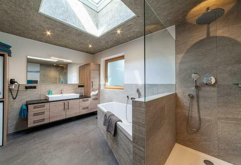 בקתת חדר, Pension Sonnegg