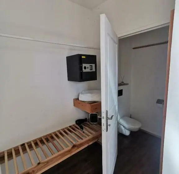 اتاق استاندارد با تخت بزرگ, Tamar Inn