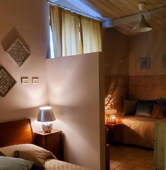 غرفة سوبيريور, Acquasale