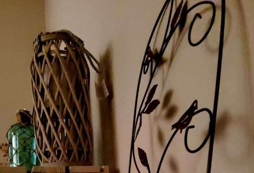 غرفة سوبيريور, Acquasale