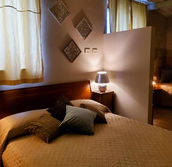 غرفة سوبيريور, Acquasale