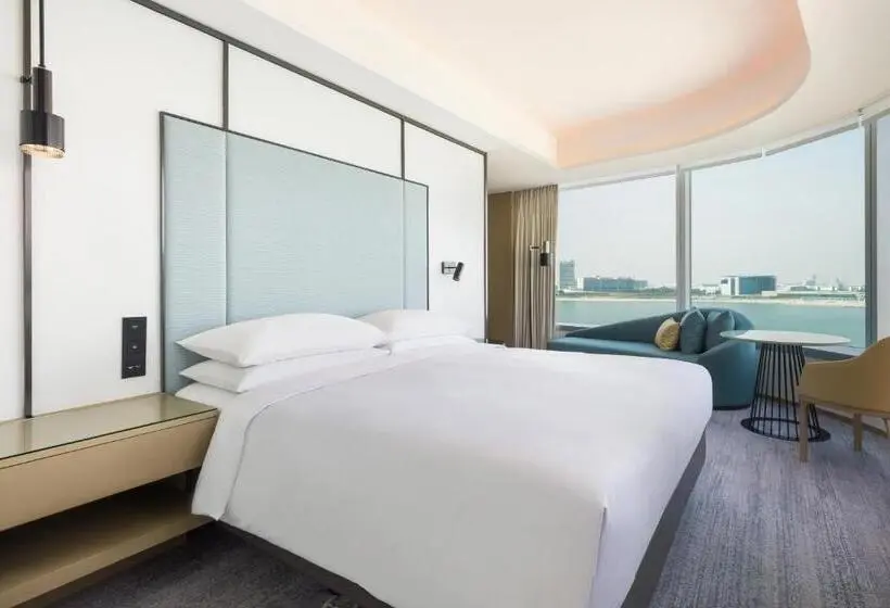 سوئیت اجرایی با تخت کینگ, Four Points By Sheraton Hong Kong, Tung Chung