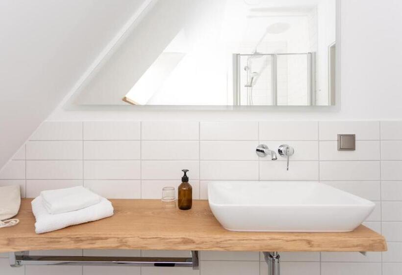 수피리어 룸, Hansenhof