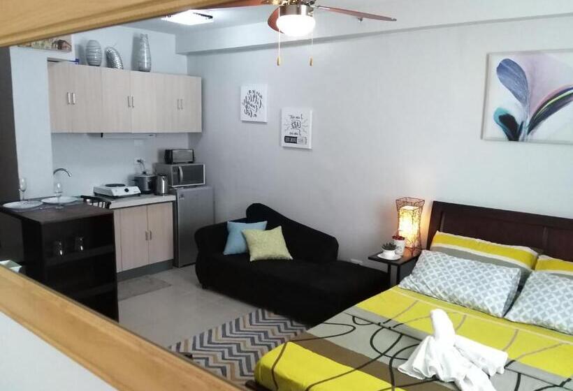 استودیوی استاندارد, Mak Z Condo Place