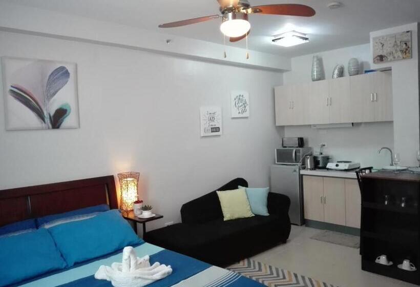 Estudio Estàndard, Mak Z Condo Place