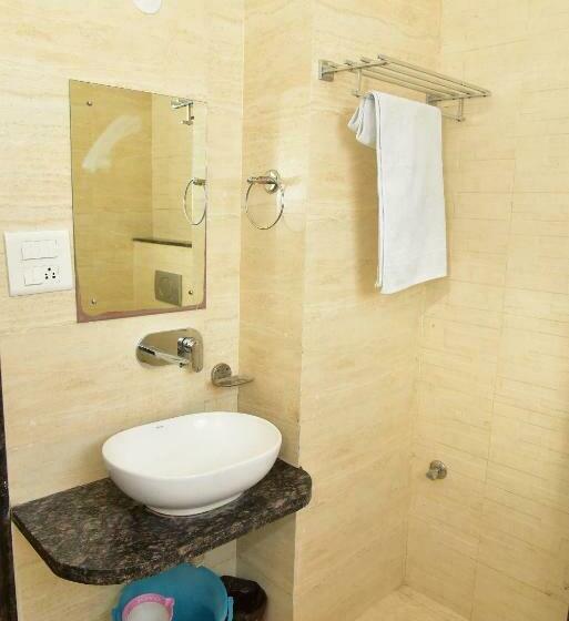 חדר דלוקס, The Trinetra Villa