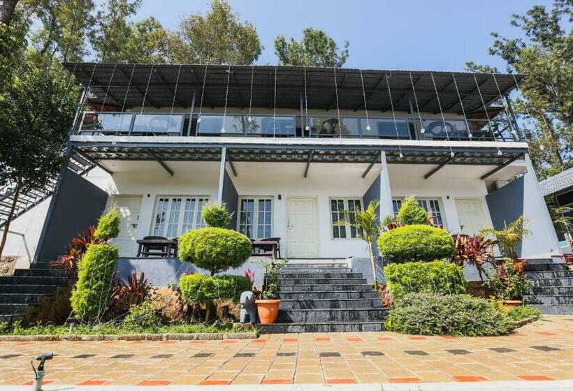 اتاق لوکس, The Spectrum Resort, Chikmagalur