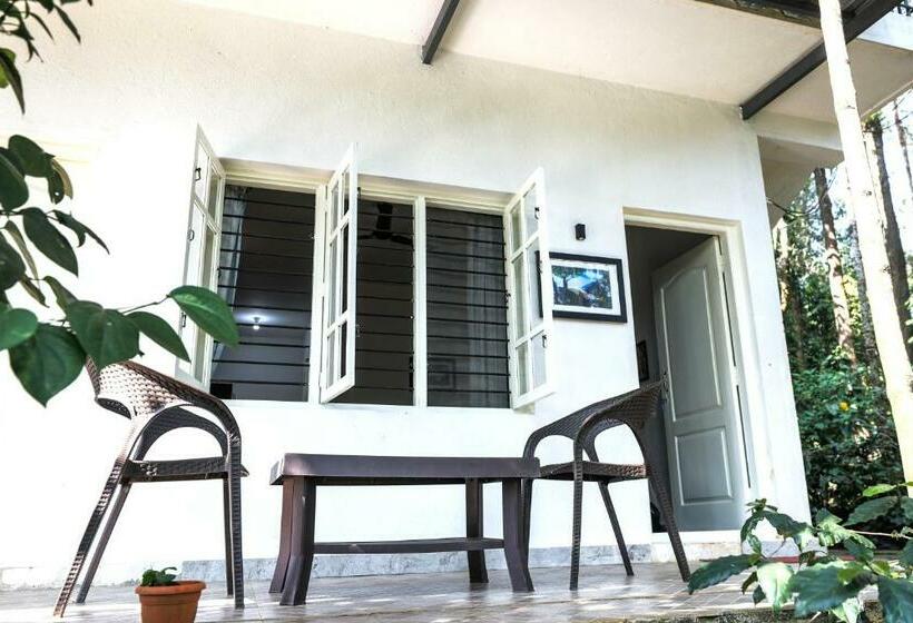 اتاق سوپریور, The Spectrum Resort, Chikmagalur