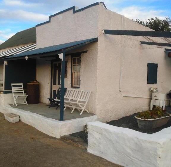 חדר משפחתי, Silwerkaroo Gastehuis