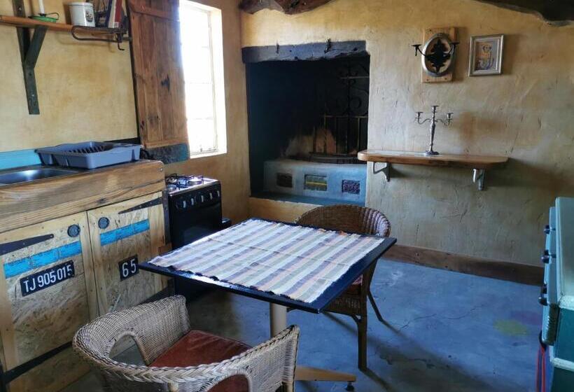 בקתת חדר, Silwerkaroo Gastehuis