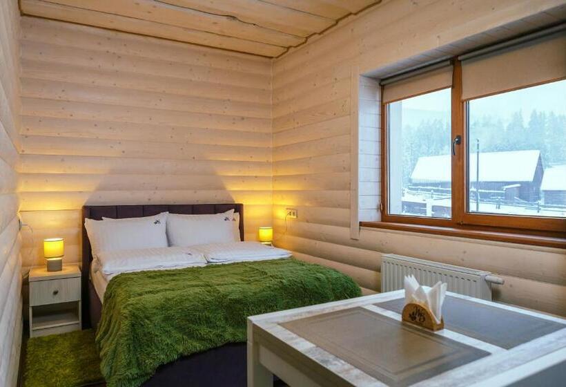 Studio Standard, Whiteberry Studio