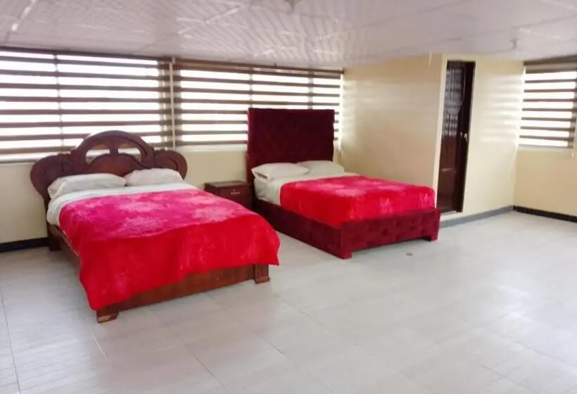 スタンダードルーム, Hostal Mediodía Matriz