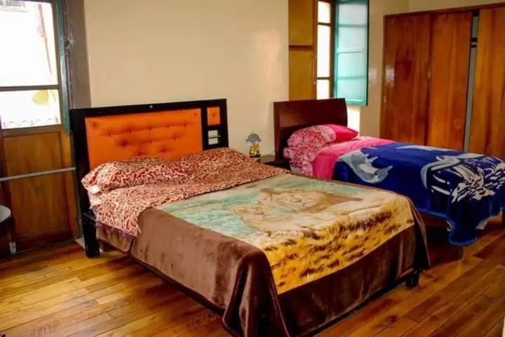 スタンダードトリプルルーム, Hostal Mediodía Matriz