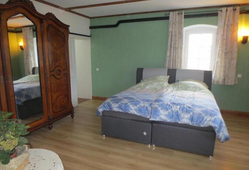 身障者適用キングサイズベッドルーム, Gasthaus Ruebenau