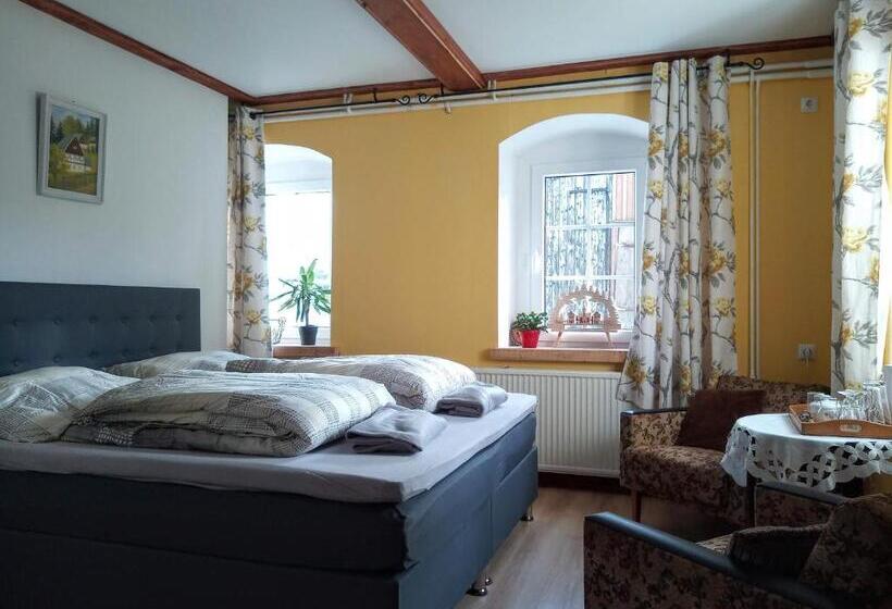 キングサイズベッドのデラックスルーム, Gasthaus Ruebenau