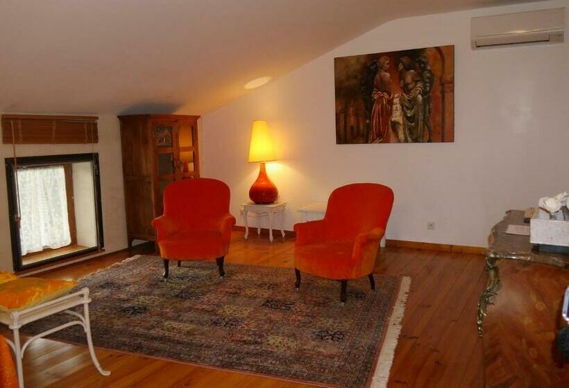 수피리어 트리플 룸, Le Moulinage