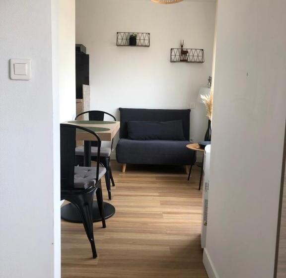 סטודיו סופריור, Résidence Cosyade équipée D Un Parking Privé Gratuit